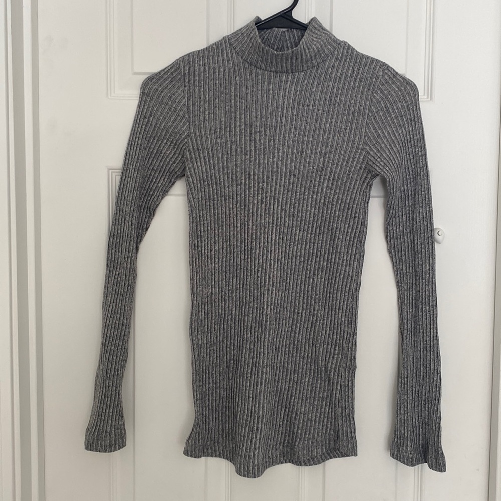 H&M turtleneck